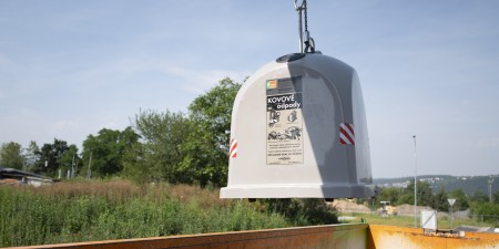 Třídicí linka kovů slaví půlkulatiny, Pražské služby na ní vytřídily na 4 tisíce tun odpadu