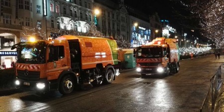 Stroje Pražských služeb odstartují novoroční úklid